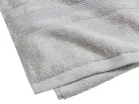 Toalla Danubio Special 600 gramos 50 x 80 Microchip